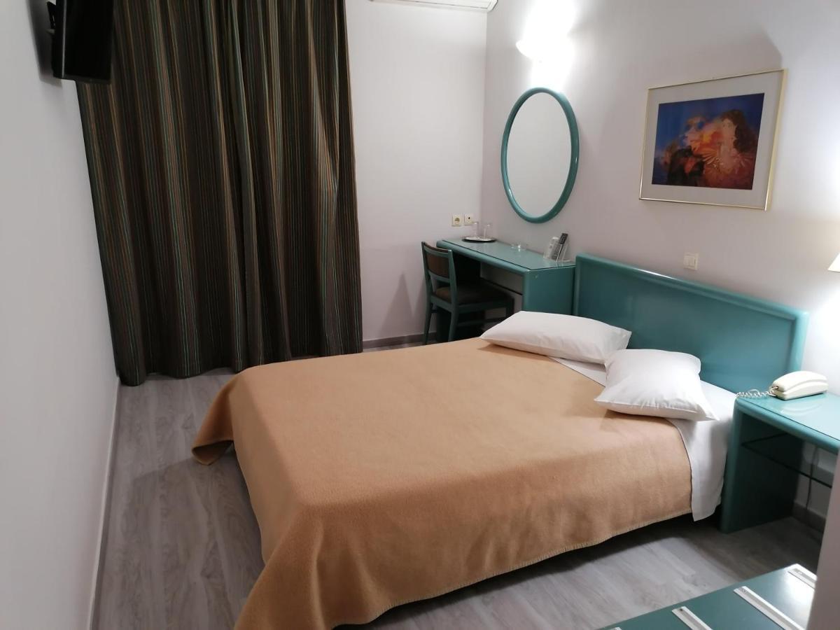 Hotel Galaxias 아그리니온 외부 사진
